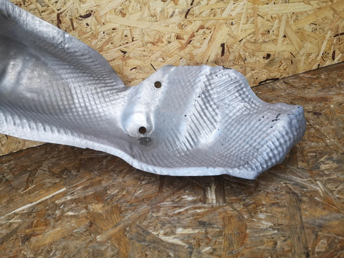 Renault Megane IV Cache Thermique 1.5 DCI AdBlue image 4