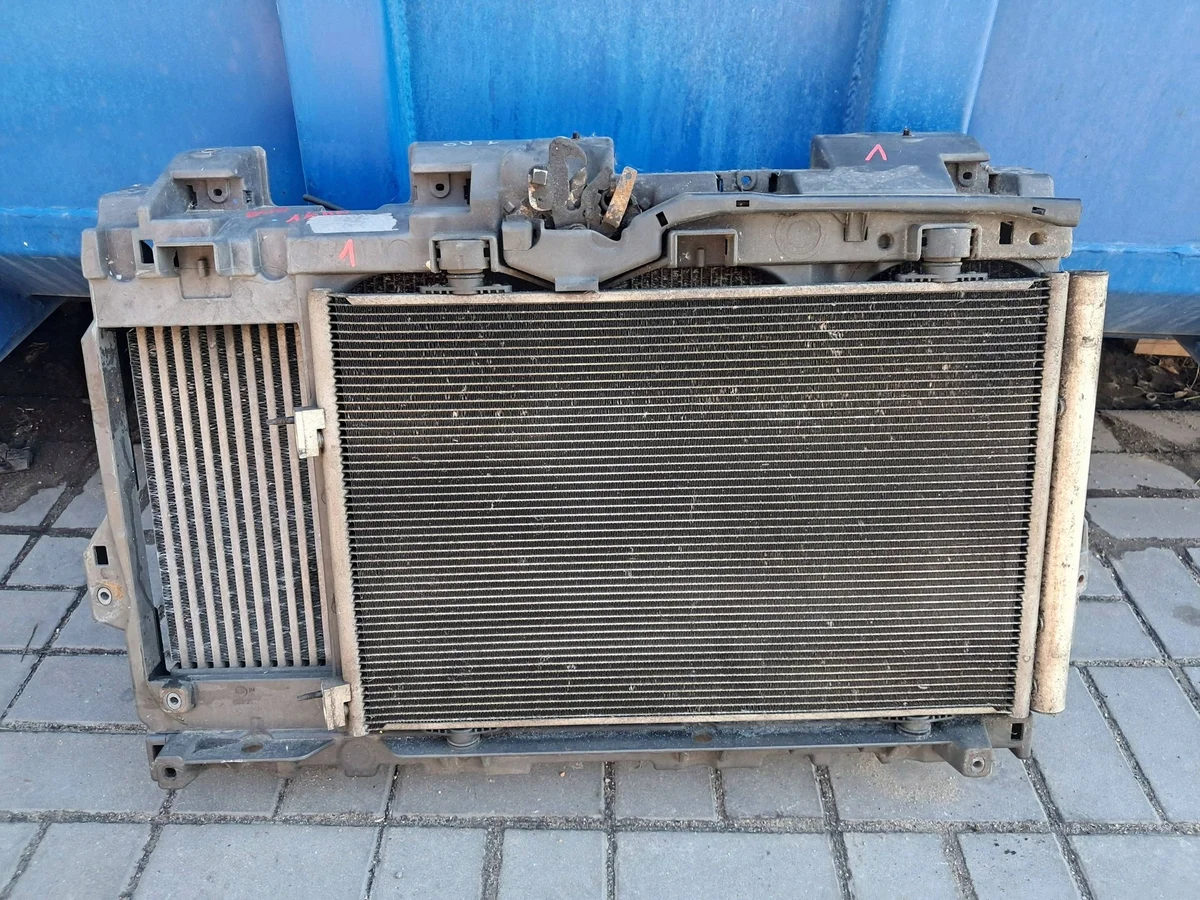 Citroen C5 III 1.6 e HDI Radiateur Ventilateur