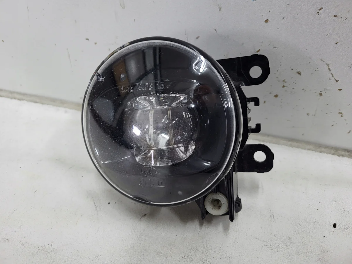 Halogenlampa Renault OE 90087757 Använd