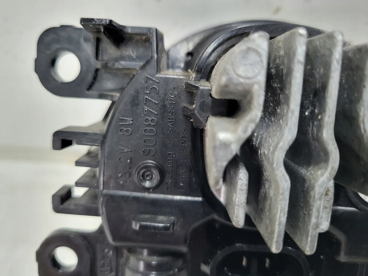 Halogenlampa Renault OE 90087757 Använd image 4