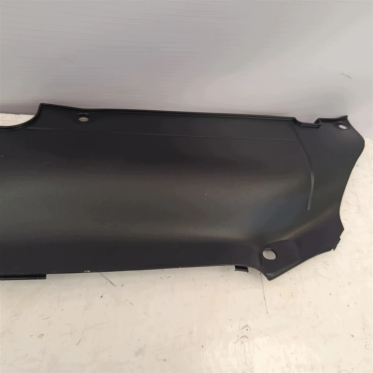 Audi A5 8T Stoßstangenabdeckung vorne 8T0807081A image 4