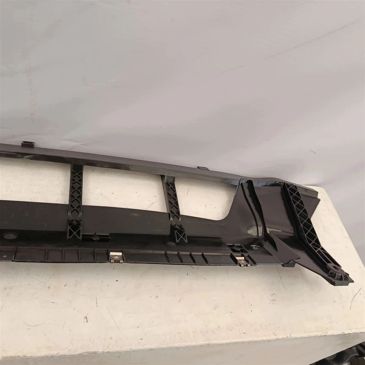 Audi Q5 SQ5 8R 8R0807233E cache sous pare-chocs image 6