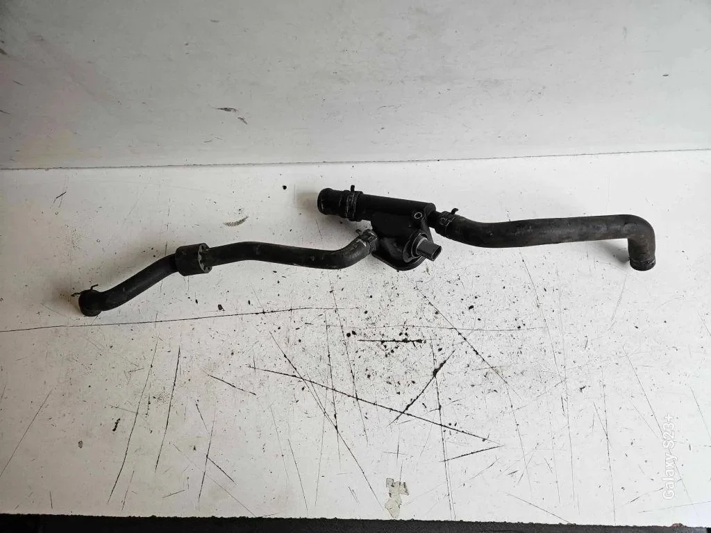 Termostaattikotelo VW Golf IV 1.9 TDI 038121132