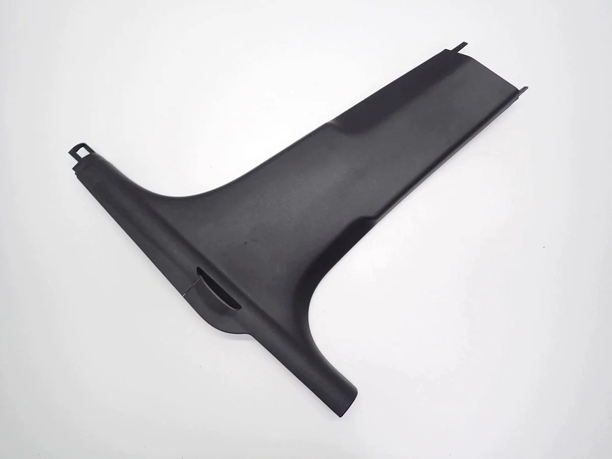 Plastique Pilier Droit Skoda Octavia III 5E0853370