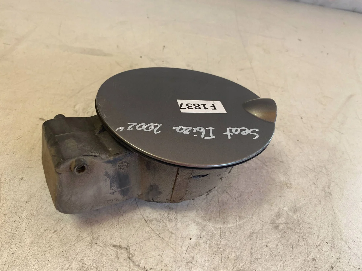 Seat Leon tanklock 6L6809905G image 3