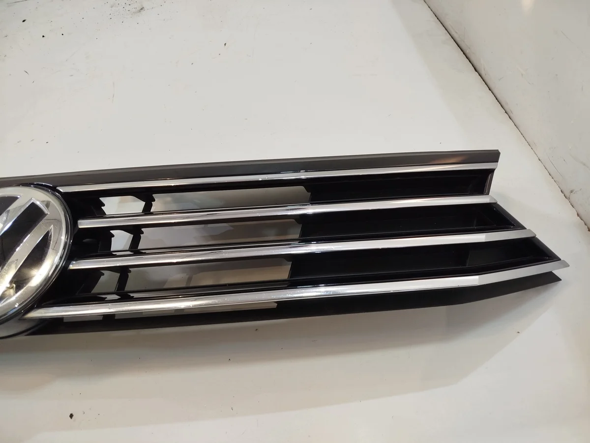 Grille calandre VW Passat B8 + logo image 5