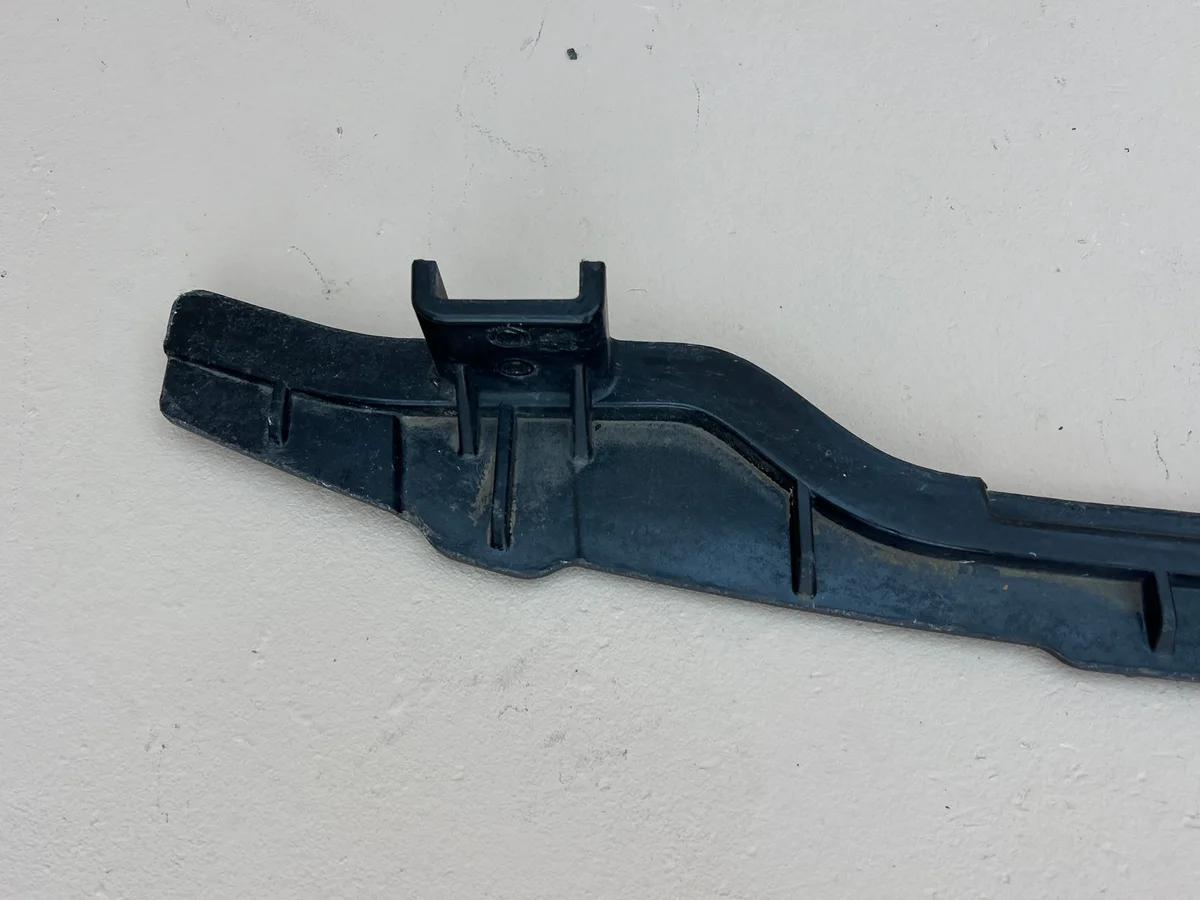 Kia Ceed 3 Front Bumper Reinforcement Bar image 8