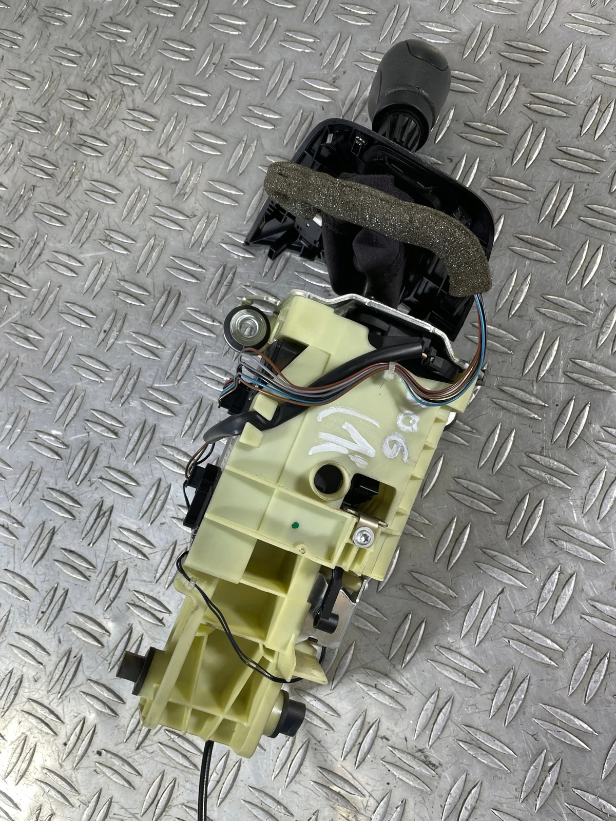Sprinter 906 Gear Shift Lever 3.0 Used image 7