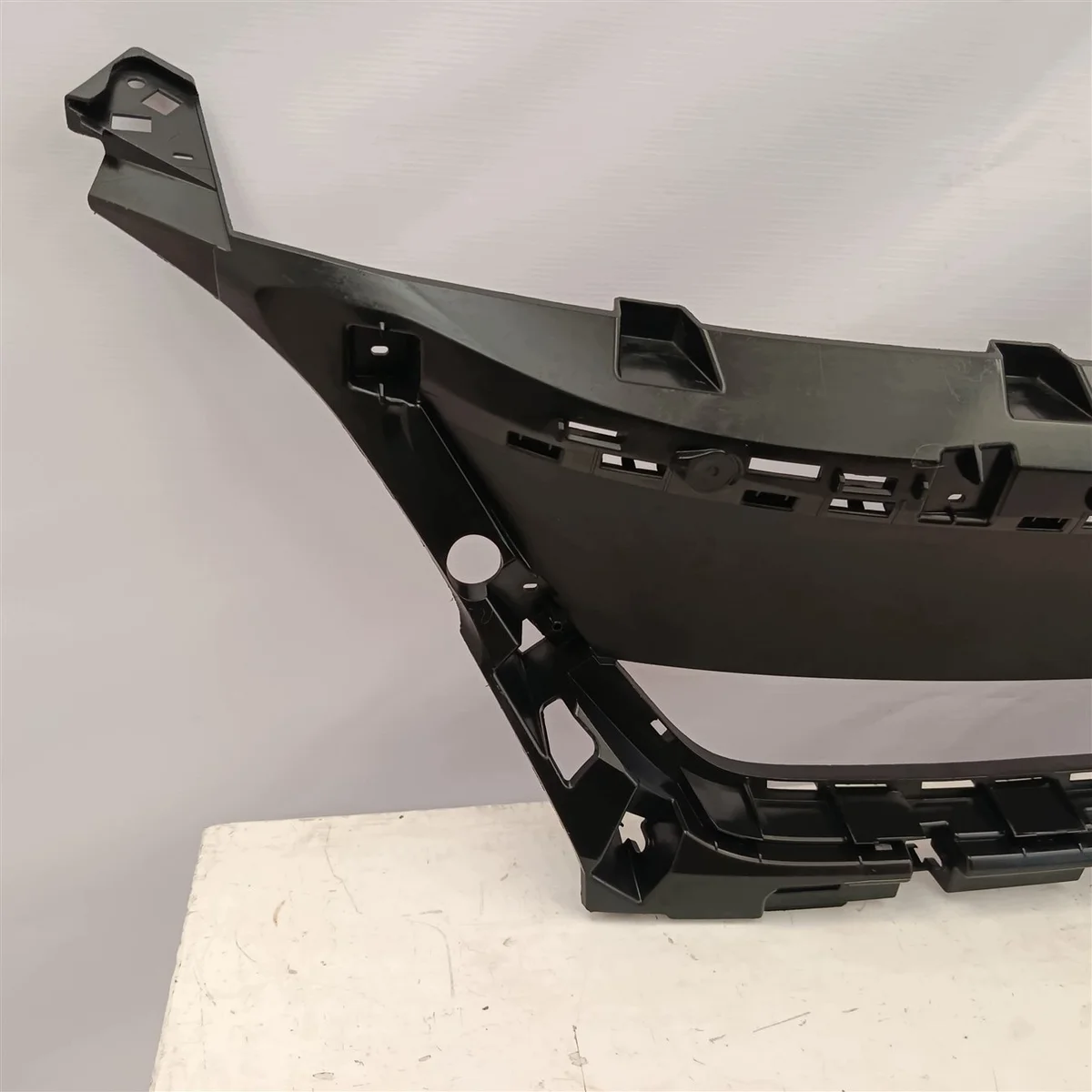 Renfort de calandre Peugeot 3008 5008 II