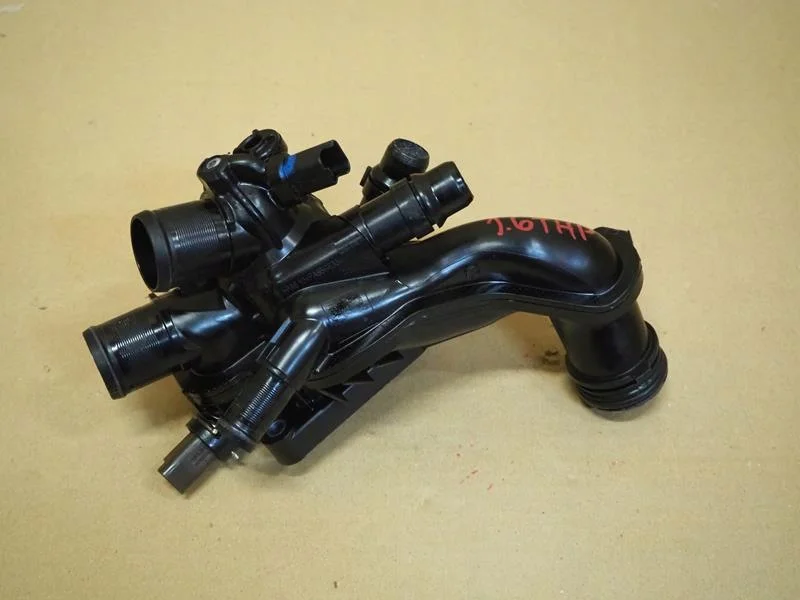 Used Thermostat Housing PSA 9808647180 1.6VTI