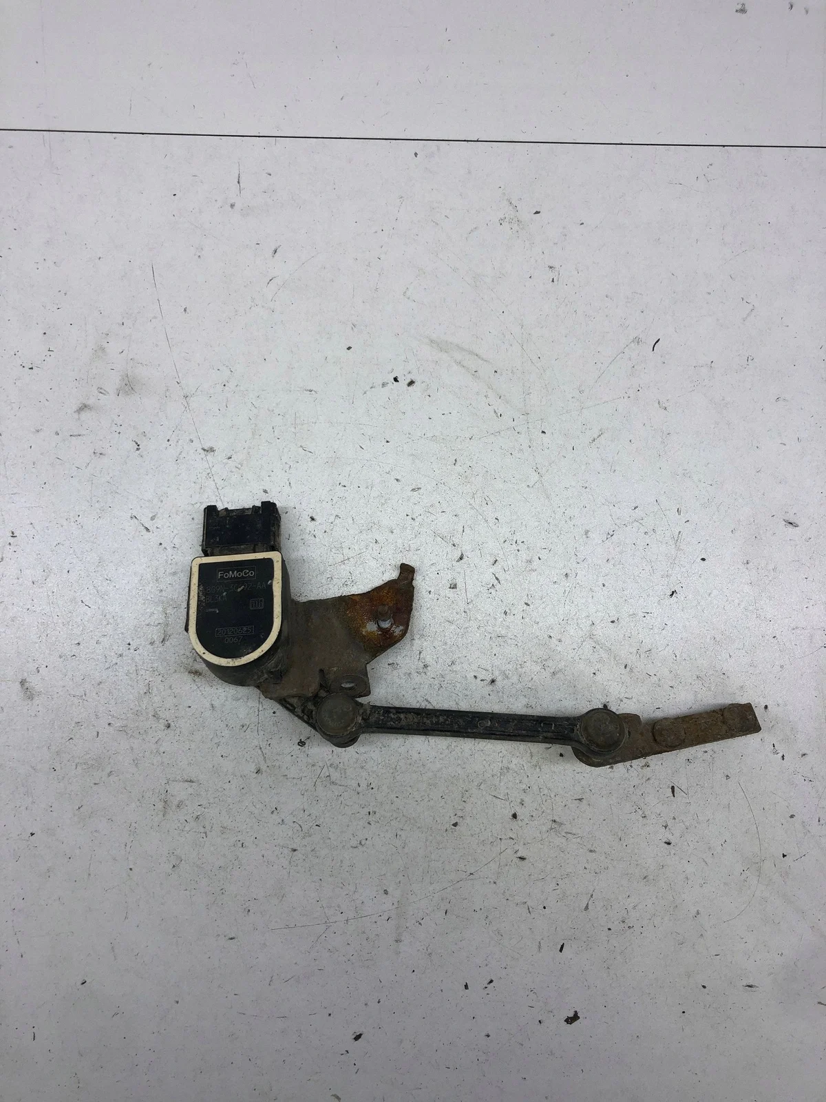 Capteur de niveau Ford OE 8G9N-3C492-AA