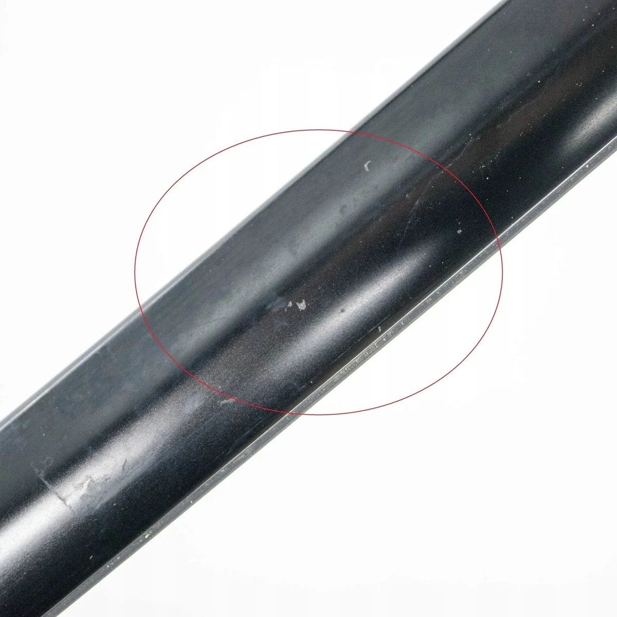 Tesla 3 Karosslist Höger 1083520-01-D Begagnad image 4