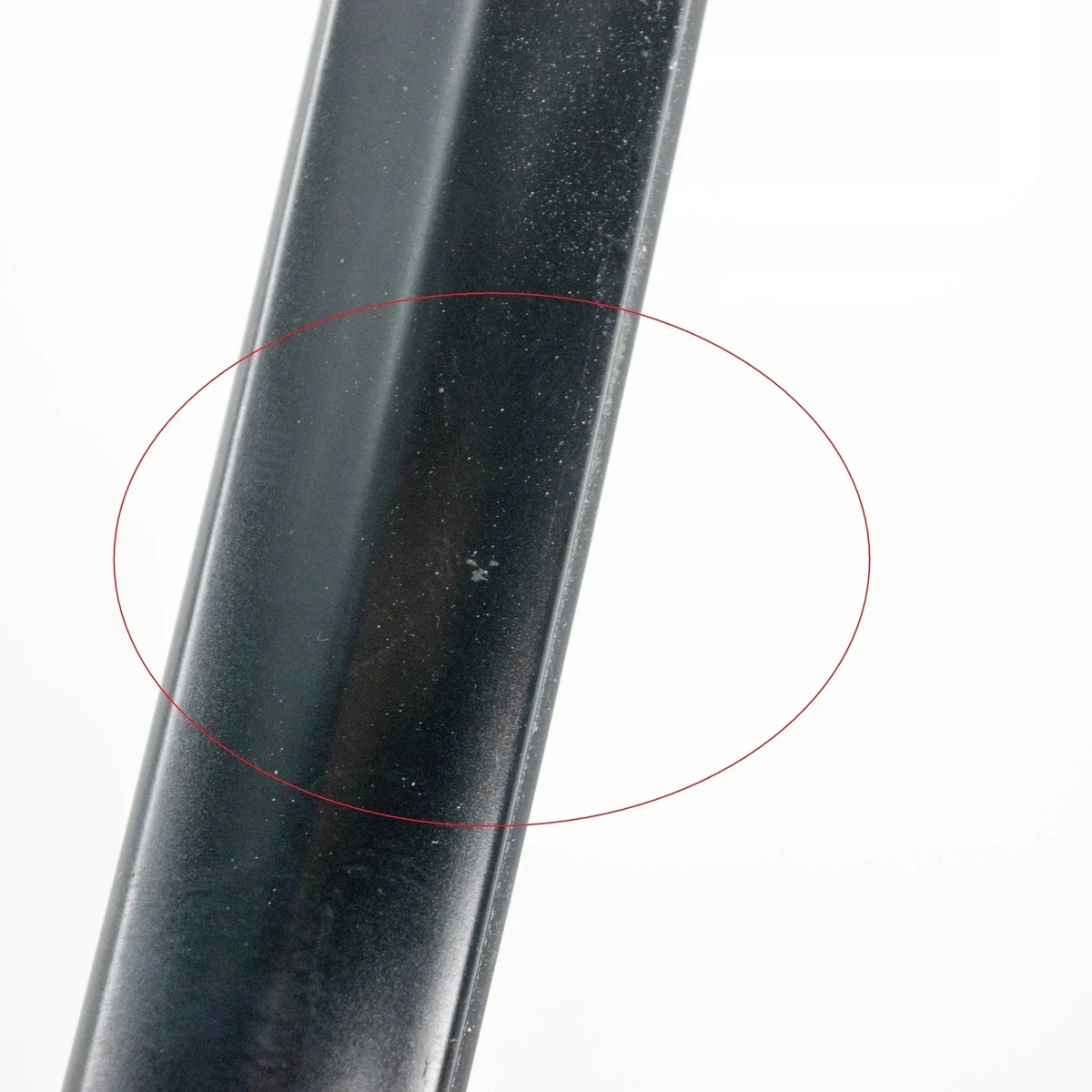 Tesla 3 Karosslist Höger 1083520-01-D Begagnad image 5