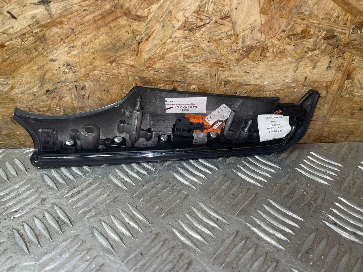 Maserati Quattroporte Listello Cruscotto 670012677 image 4