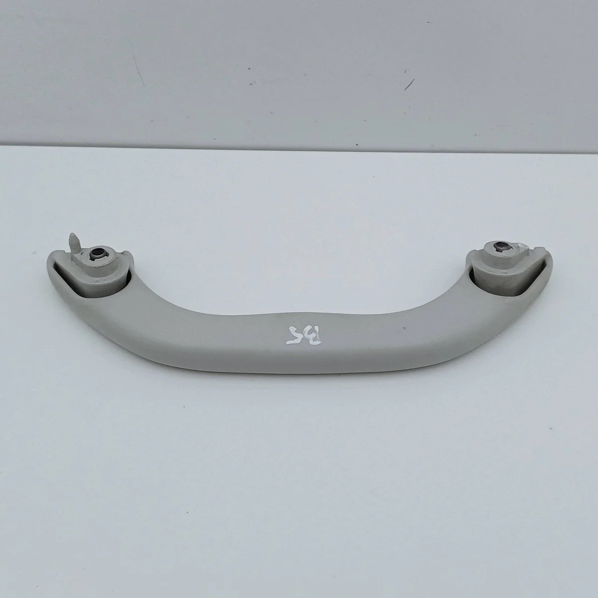 Handgreep hemelbekleding VW Passat B5 LIFT image 7