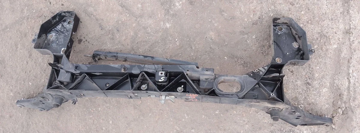 Refuerzo frontal Renault Clio III SSA43178