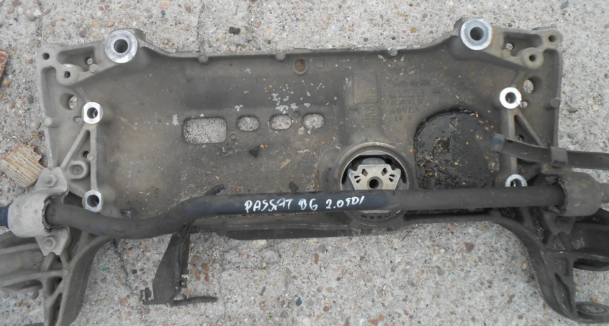 VW Passat B6 ram, bärarm, framvagn 3C0199369F