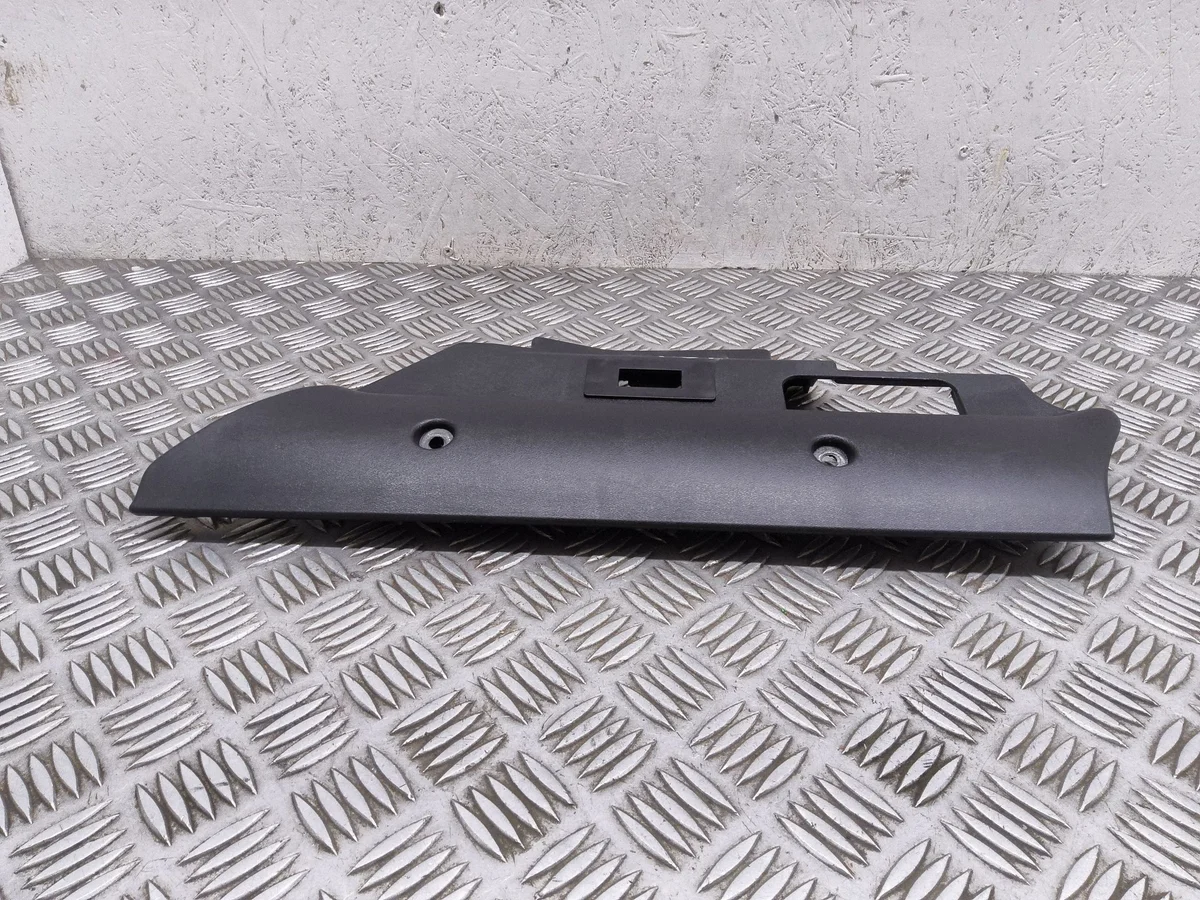 Couvre-volant Droit Volvo V70 TPD17600 image 3