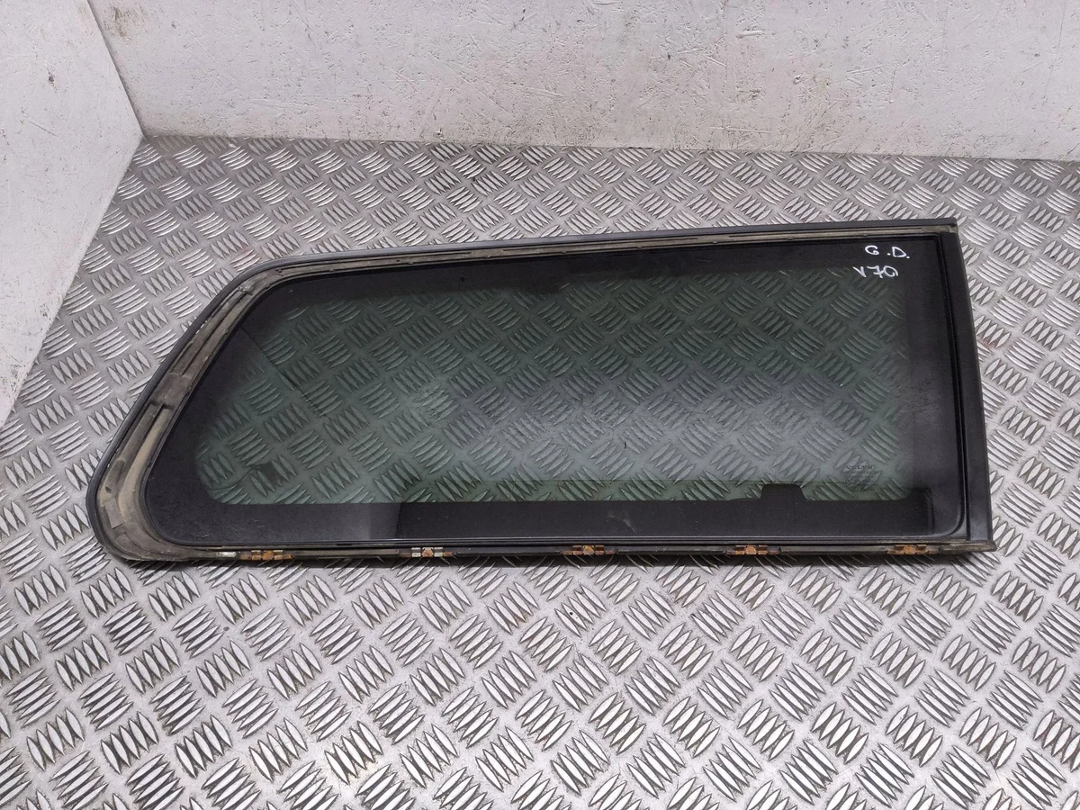 Vitrage Arrière Droit Volvo V70 III 31299704