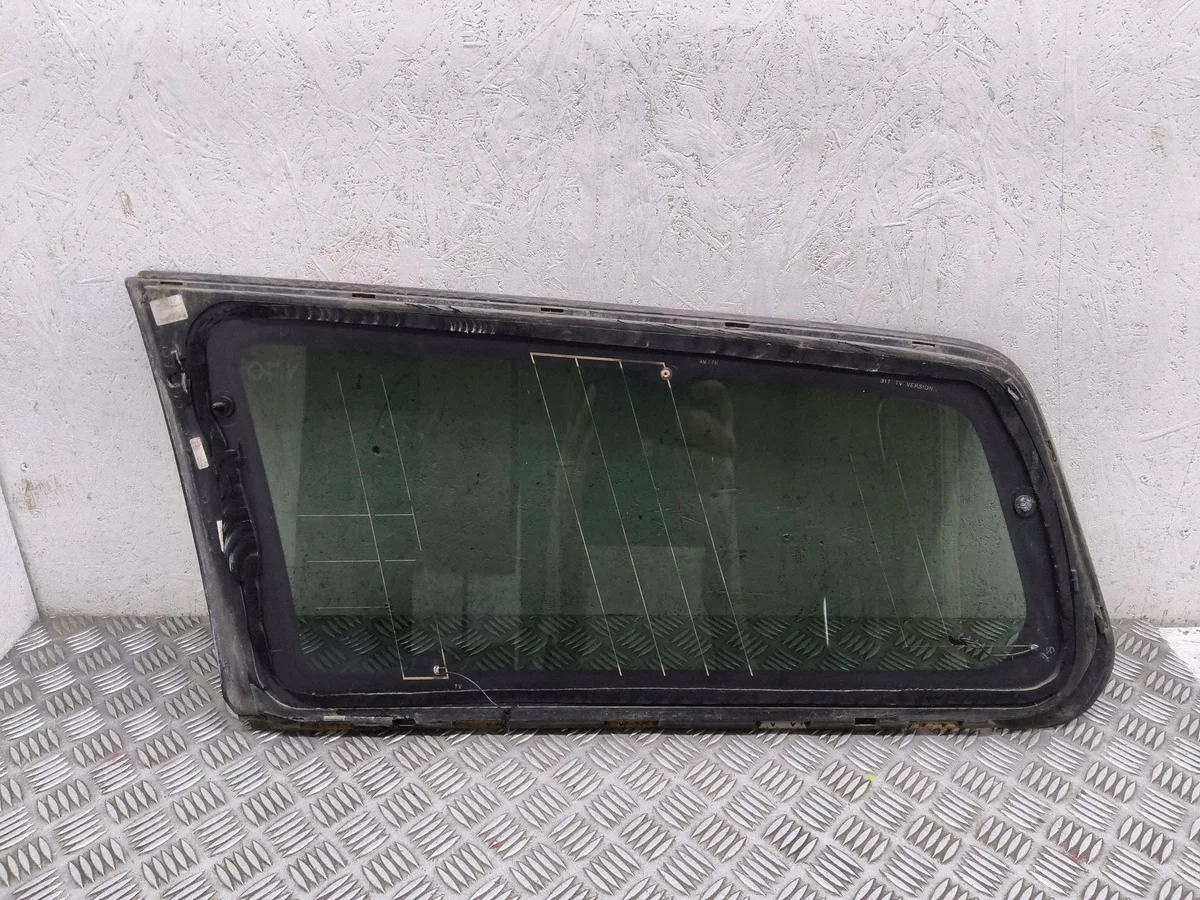 Vitrage Arrière Droit Volvo V70 III 31299704 image 6
