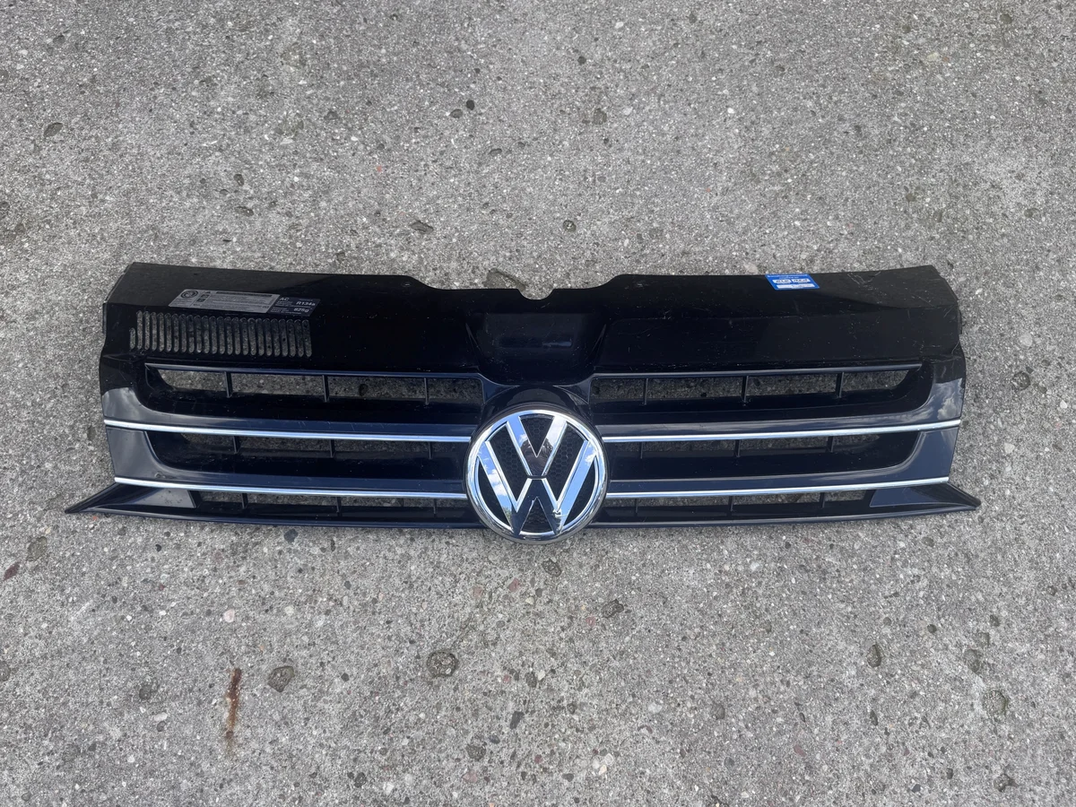 VW Transporter T5 Front Bumper Grille Used