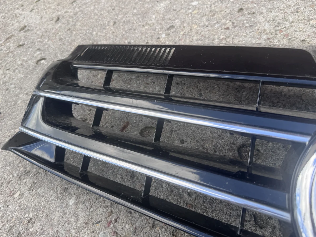 Grille avant VW Transporter T5 Multivan II image 5