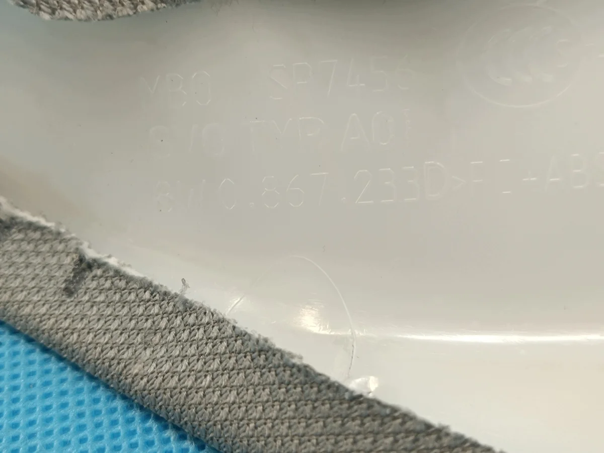 Audi A4 B9 täckpanel stolpe A vänster image 7