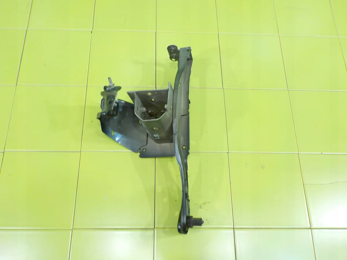 Langsligger links voor Peugeot 208 1.4 e-HDi XP2166PODLUZNICALEWA