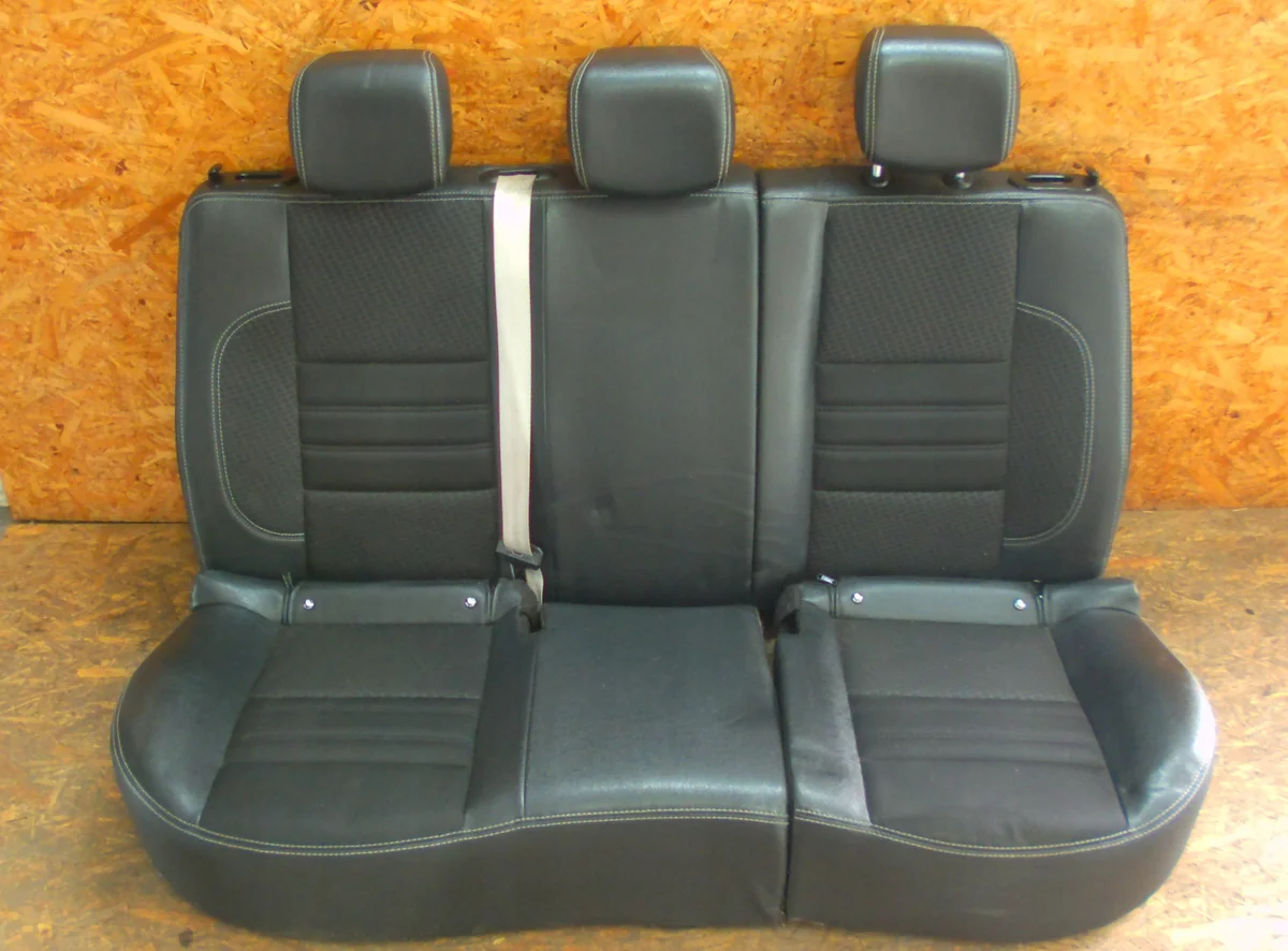 Banco Meia Pele Renault Megane III Lift Bose