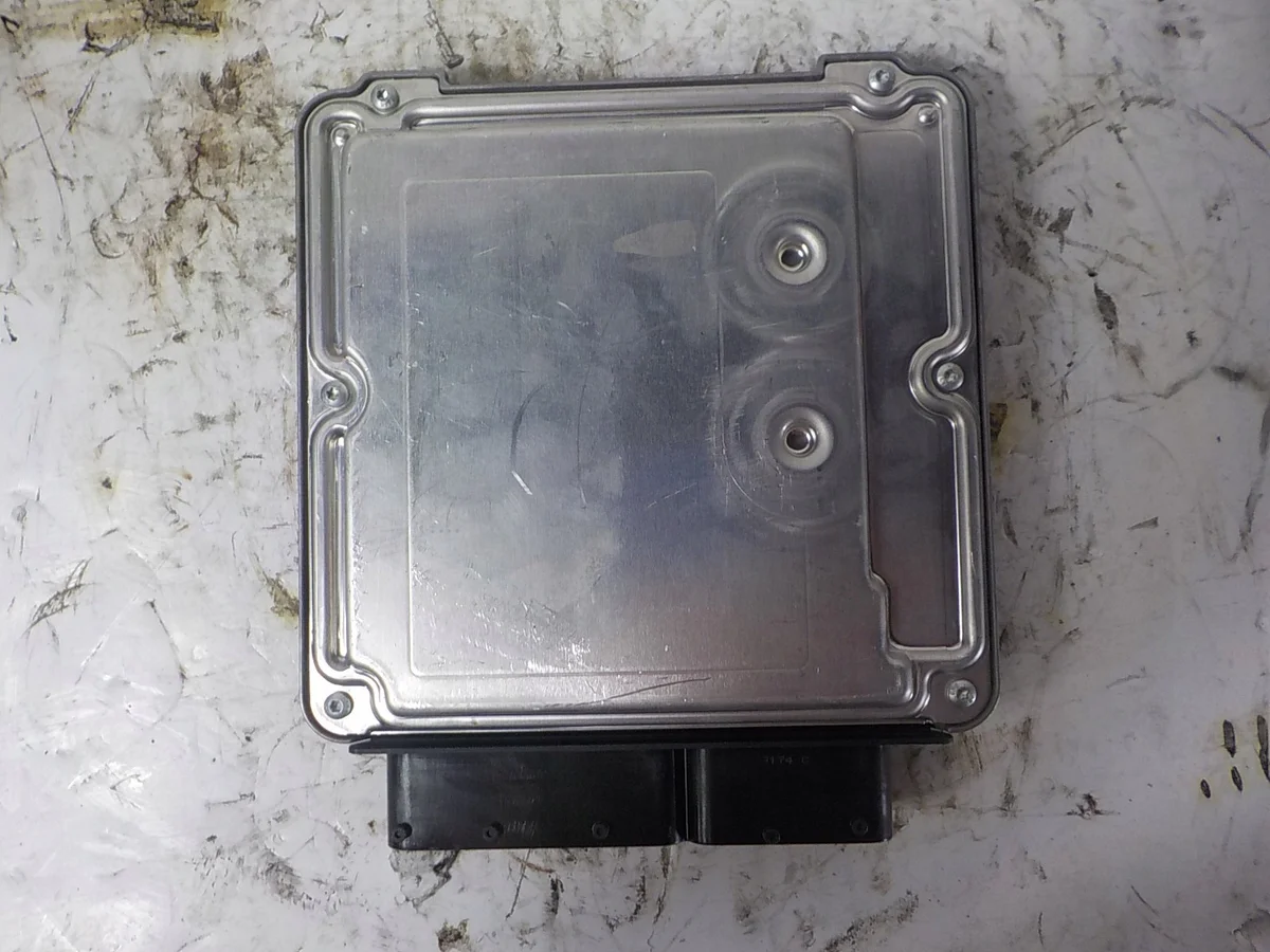 Unidade de Controle Audi A4 B6 8E1910018D image 3
