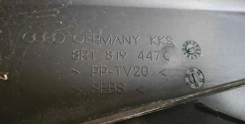 Plástico Limpa Para-brisa Audi Q5 8R1819447C image 3