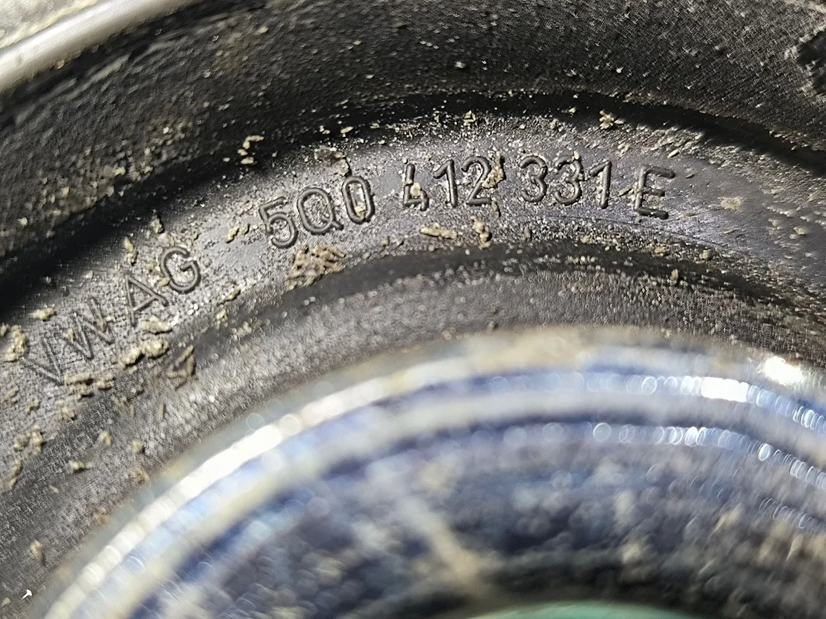 Federbein vorne VW Tiguan 5QF413031BP image 5