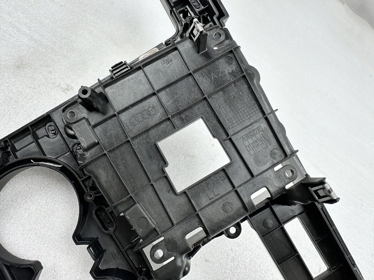 Audi Q7 4M Mittpanel Ram 4M1864241 image 5