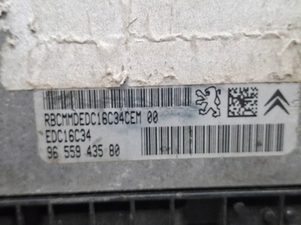 Steuergerät Motor 0281011863 9655943580 image 5