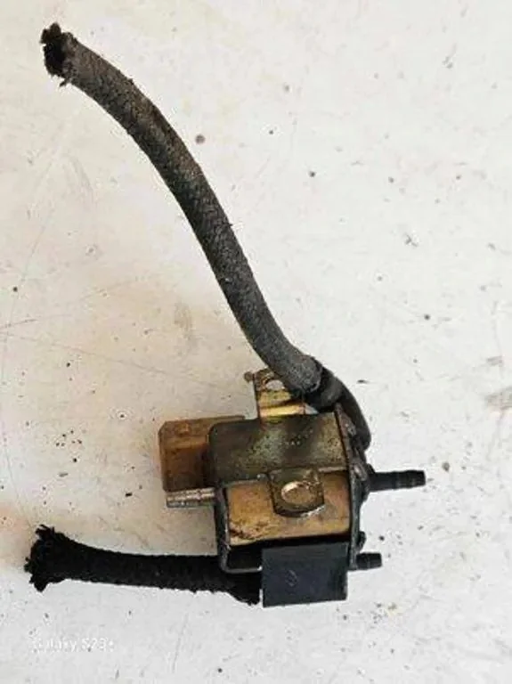 Volkswagen Golf Solenoid 1.4L 72148301