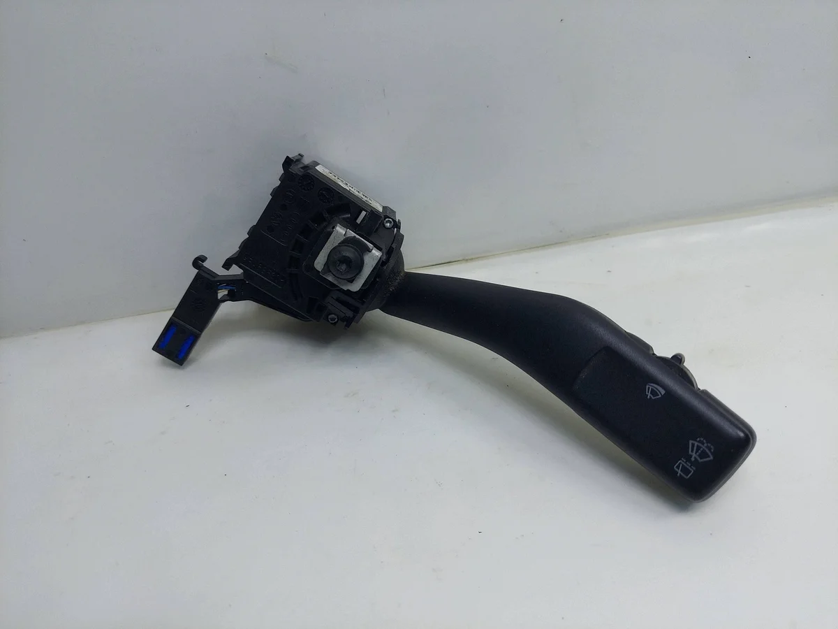 Commutateur essuie-glace Skoda Octavia MK2 1K0953519