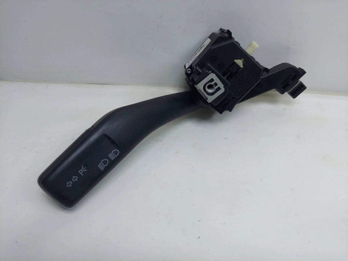 Schalter Blinkerhebel VW Touran 1K0953513