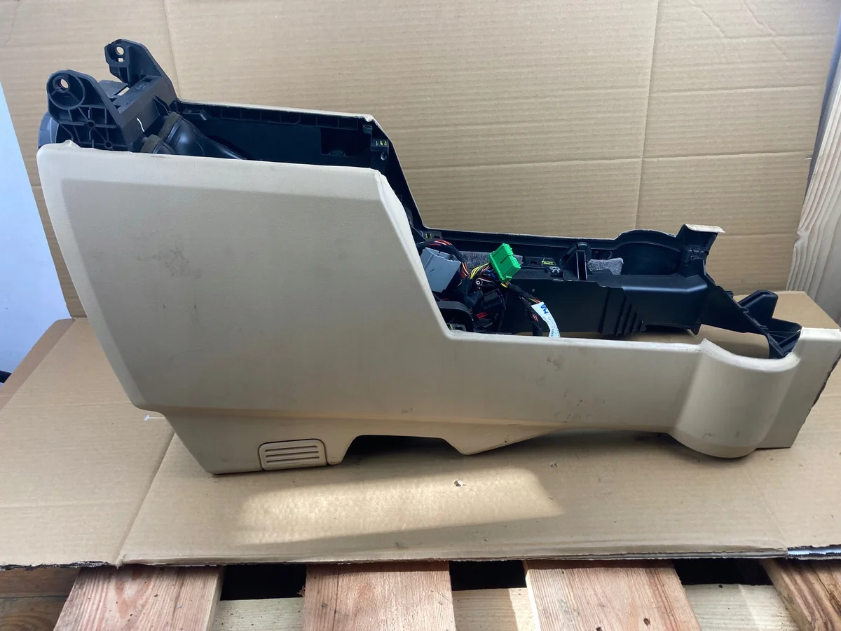 Middenconsole Land Rover Discovery 3 LR012124