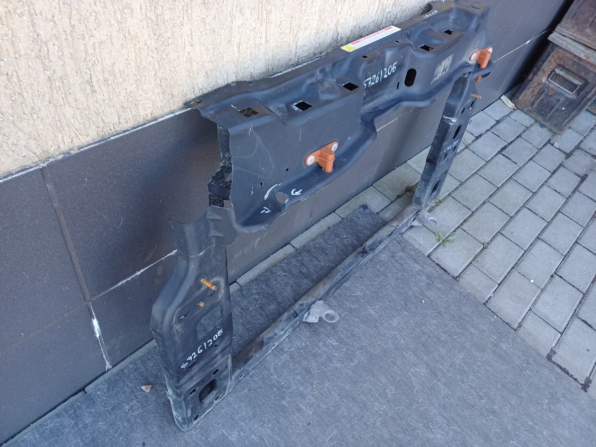 Lancia Ypsilon 3 Front Reinforcement Panel Used image 3