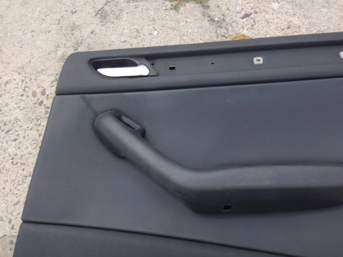 Pannello Porta Posteriore Destro BMW E46 Nero image 3