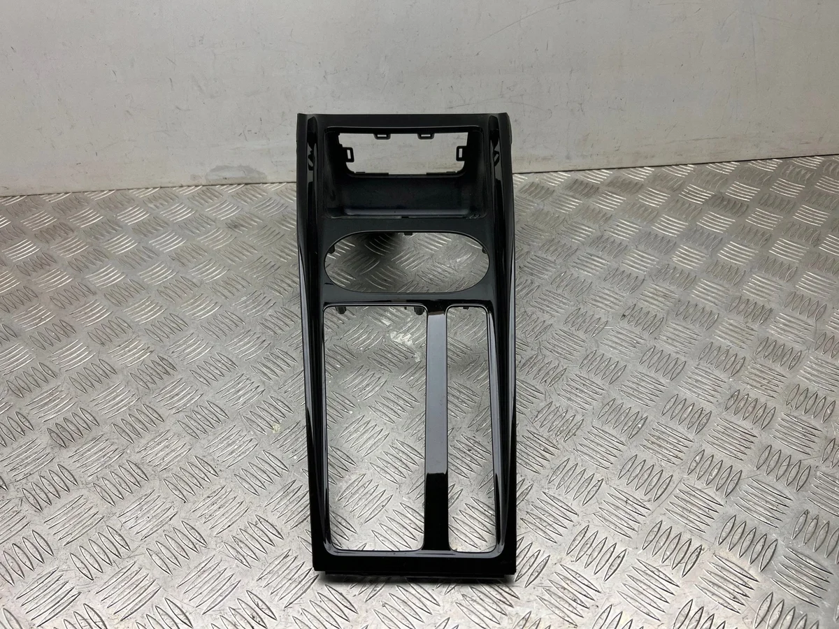 Console centrale Skoda Enyaq iV 5LC863479