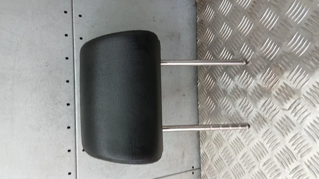 Repose-tête avant VW Passat B6 1.9TDI