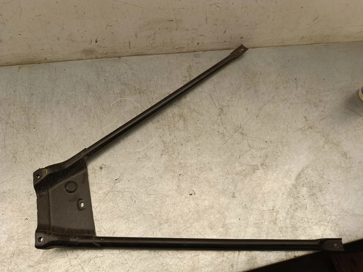 Renfort traverse Audi Q4 E-Tron 11A805303A image 3