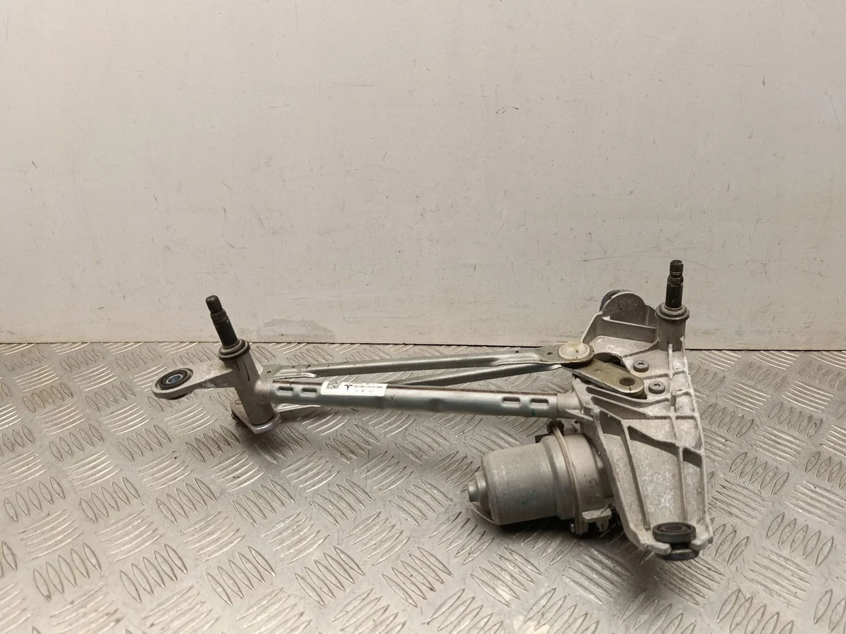 Tesla Model Y Scheibenwischermotor 1628222-00-A image 4
