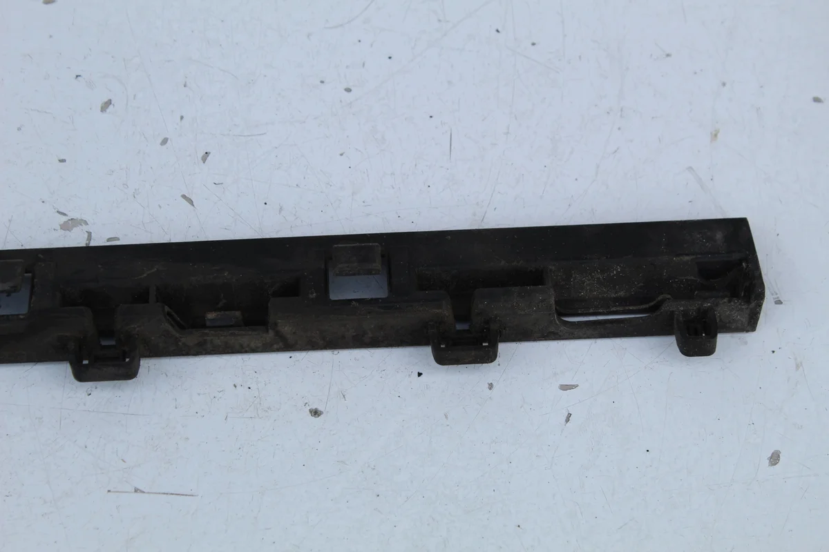 BMW Z4 E89 Linker Dorpel Zijrok Clip 7192059 image 6
