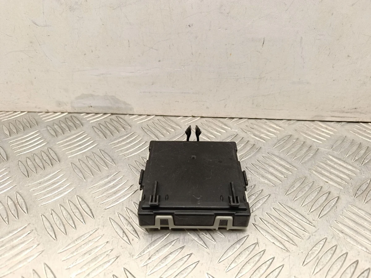 Mercedes-Benz CLA C118 X118 Module Deur Rechts image 4