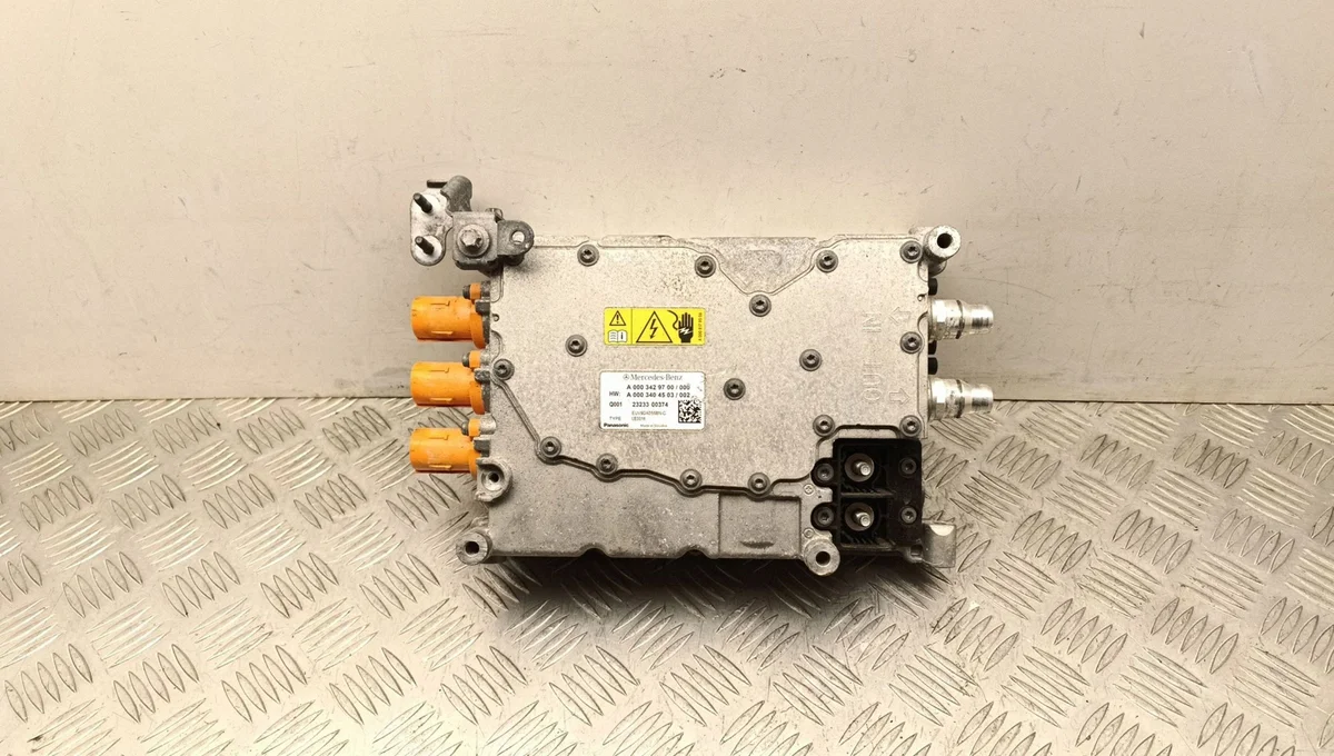 Przetwornica Mercedes-Benz EQB 2023 A0003429700