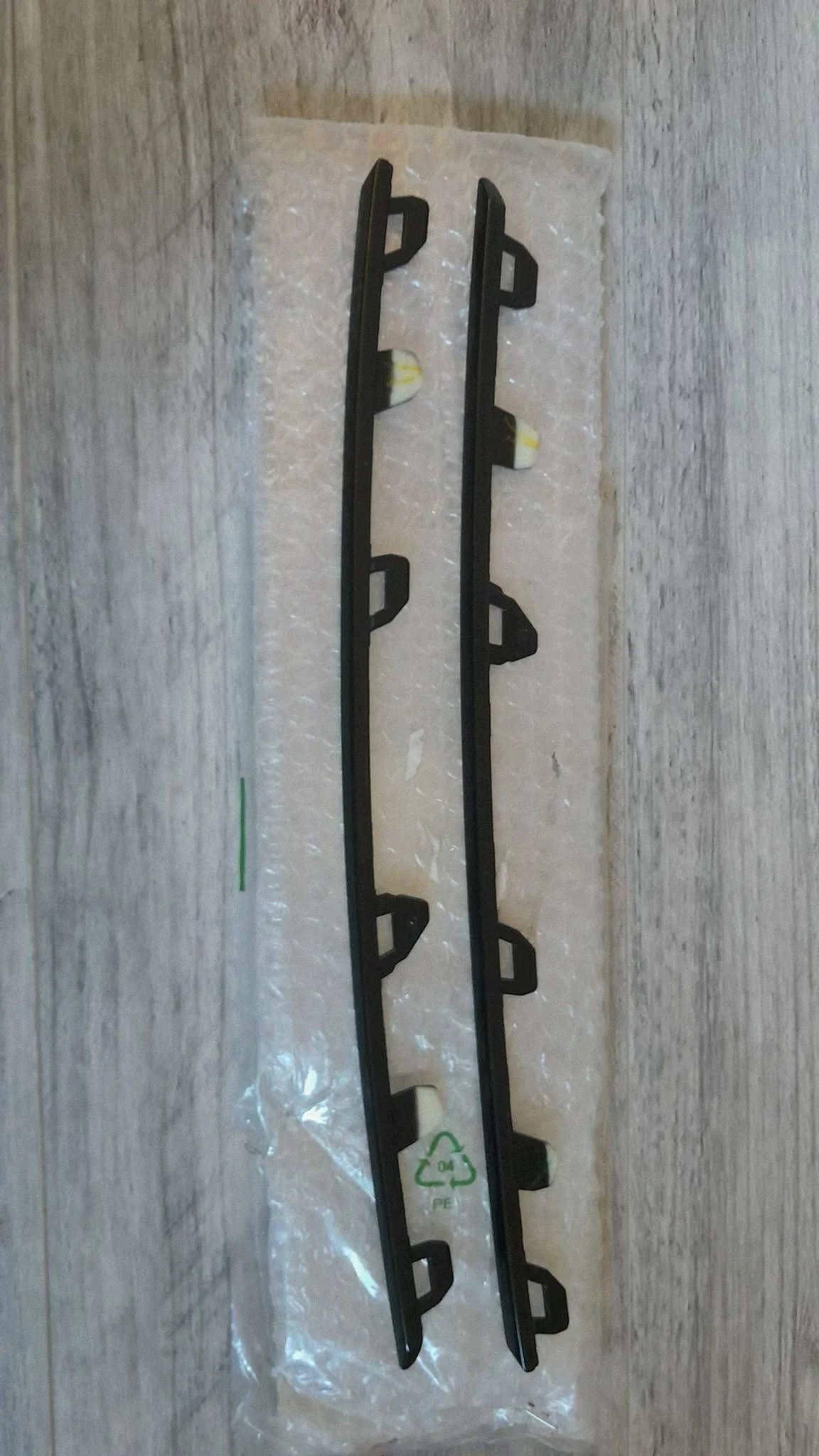 Renault Clio V Front Grill Trim Set Used