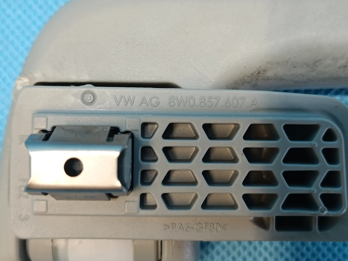 Audi A4 B9 LIFT Haltegriffe Dachhimmel gebraucht image 5