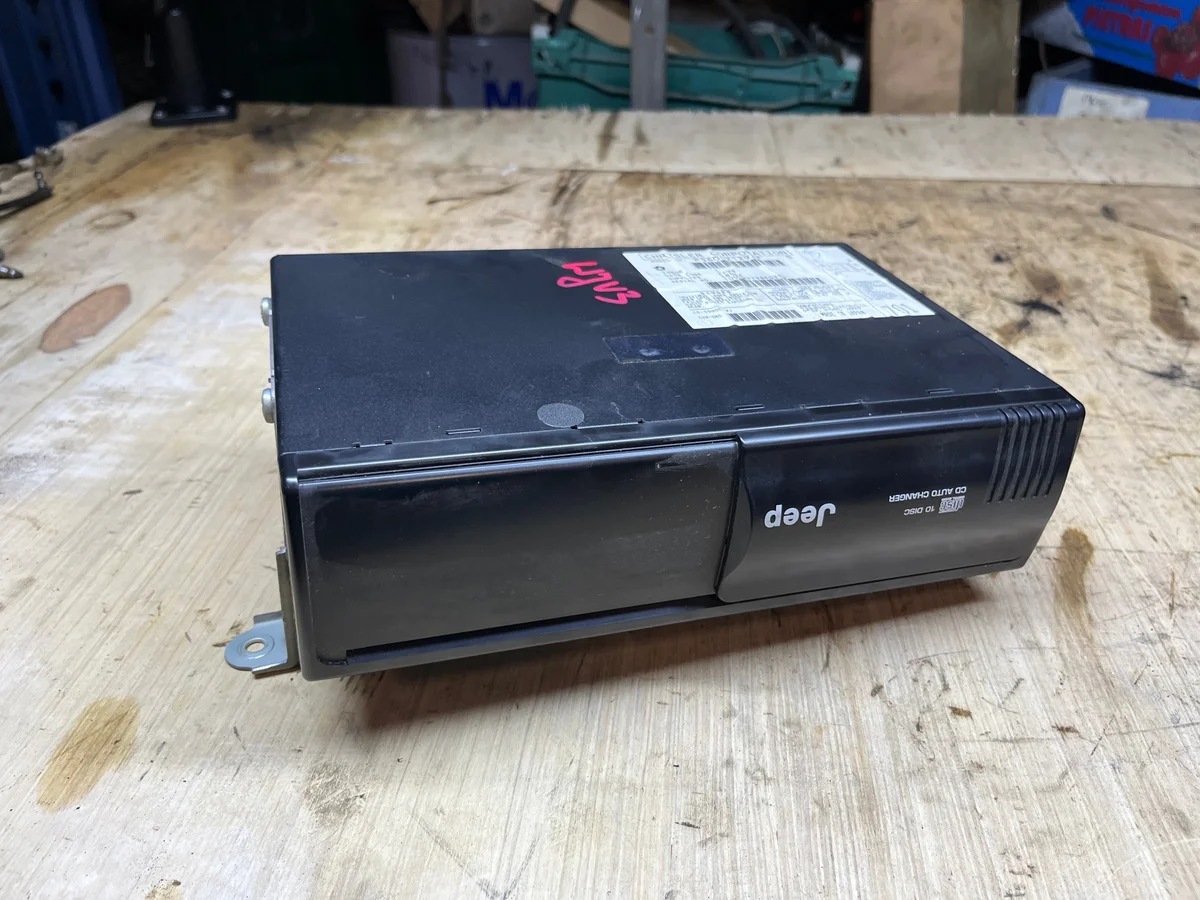 CD Changer Jeep Grand Cherokee WJ 99-04 P56042129AF